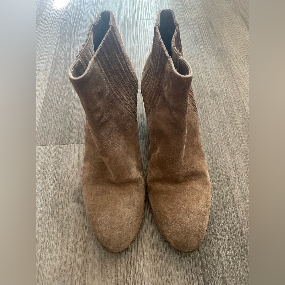 Vince Boots